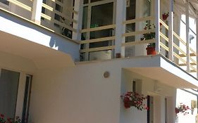 Suri Guesthouse